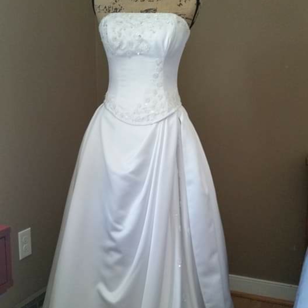 Maggie Sottero White Strapless Wedding Dress